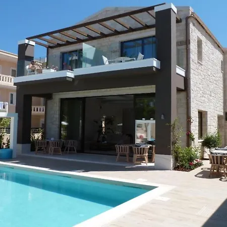 Hotel Airis Boutique And (adults Only) 4*