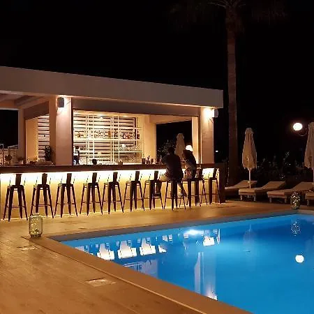 Airis Boutique And (adults Only) 4*