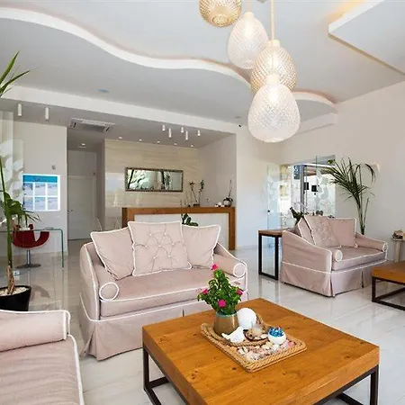 Airis Boutique And (adults Only) 4*